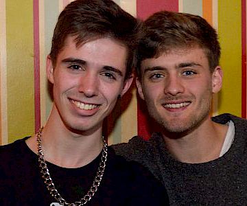 Blond - Glitter and Gay
<br> in Berlin Schöneberg 