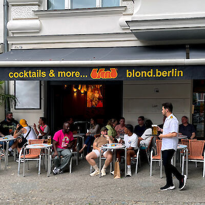 Umzug in die Motzstraße 28 